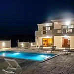 Casa de Férias 5 Bedroom Cozy In *